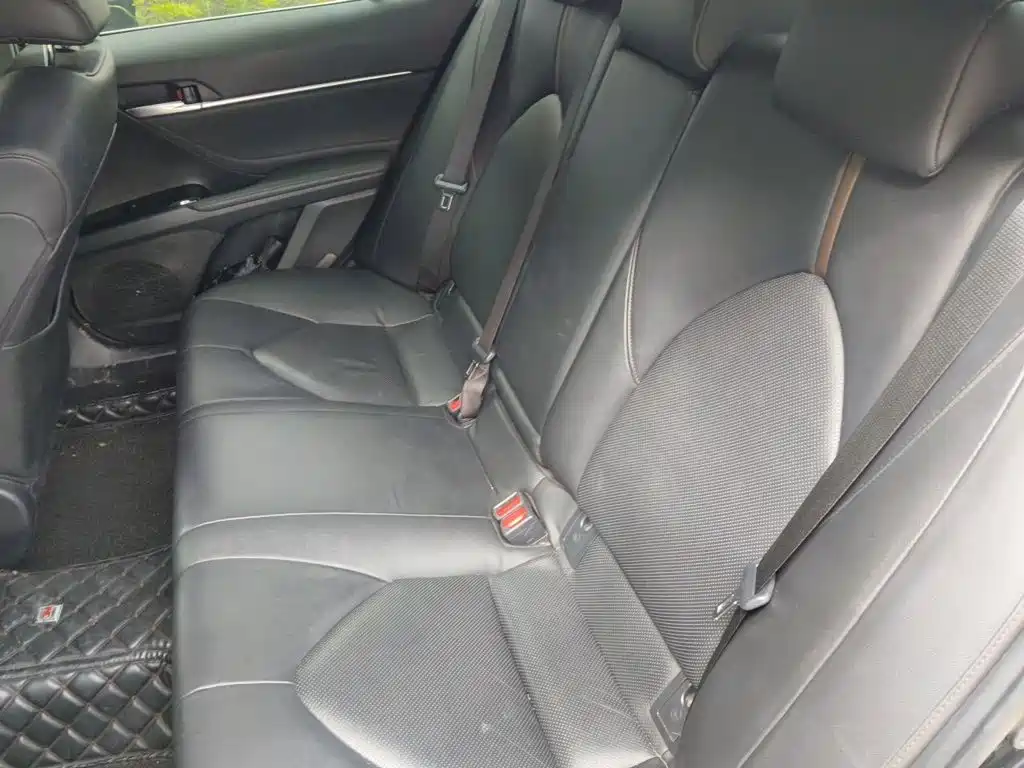 Toyota Camry — миниатюра 15