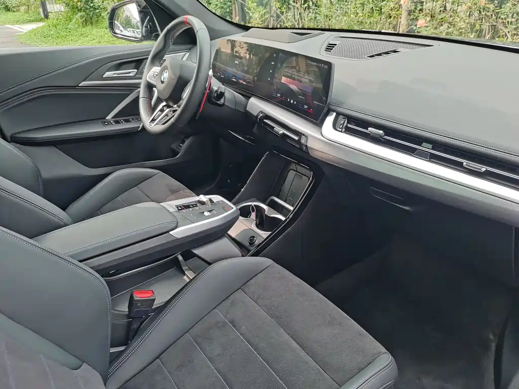 BMW M235L — миниатюра 16