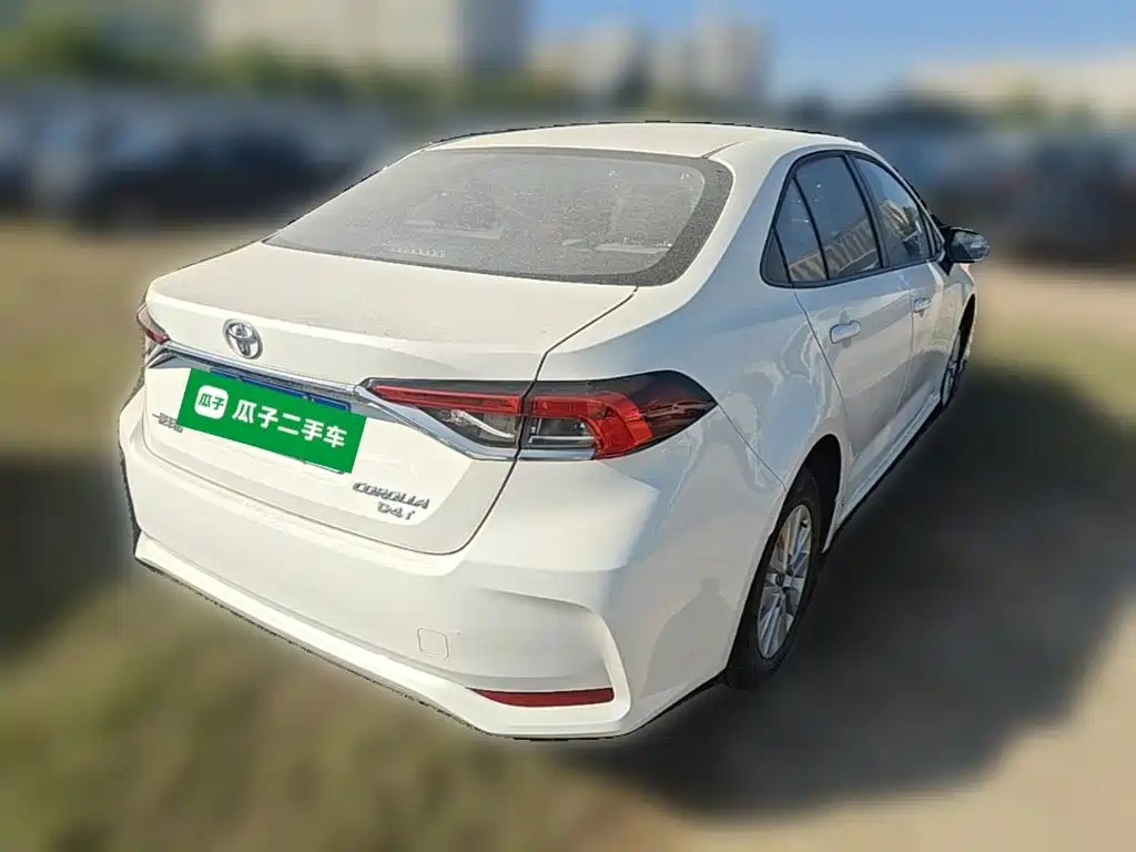 Toyota Corolla 2023 — фото 9