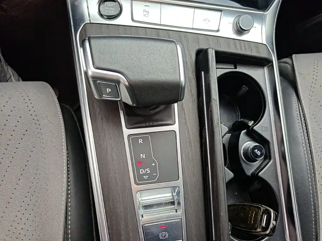 Audi A6L — миниатюра 14