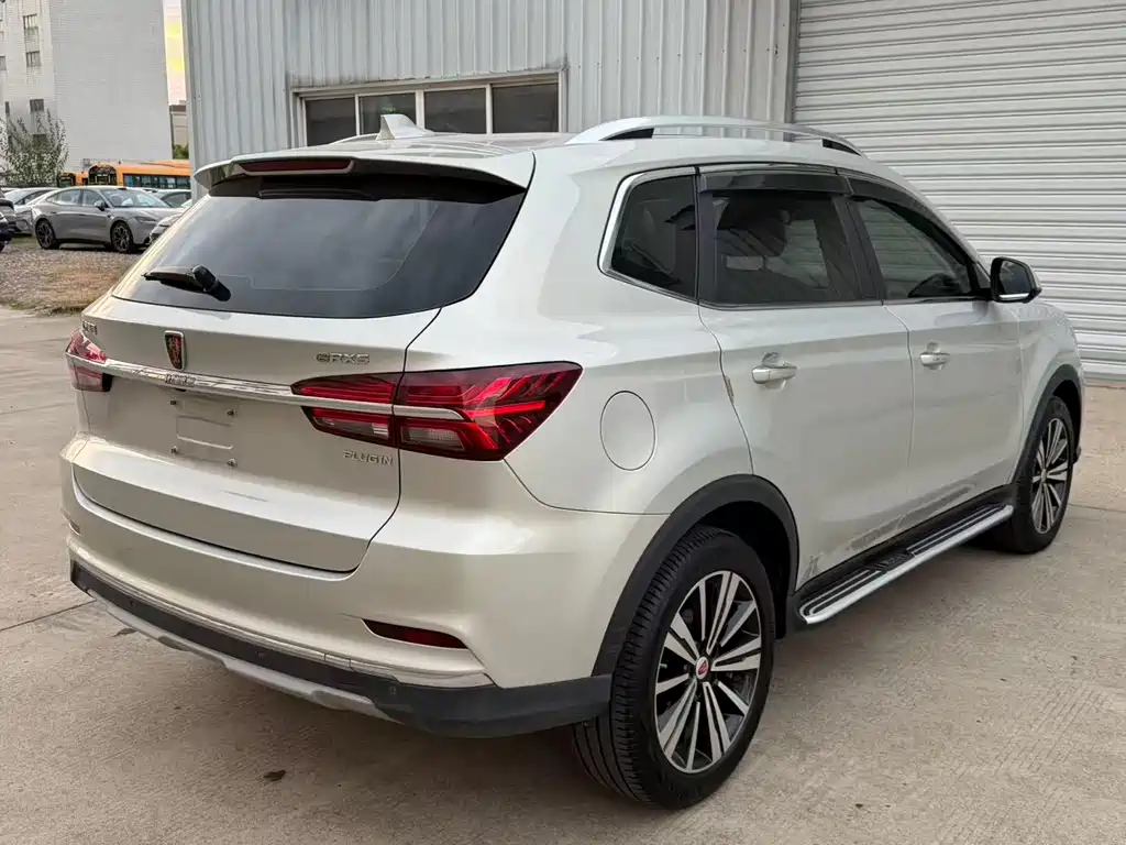 Roewe RX5 New Energy — миниатюра 12
