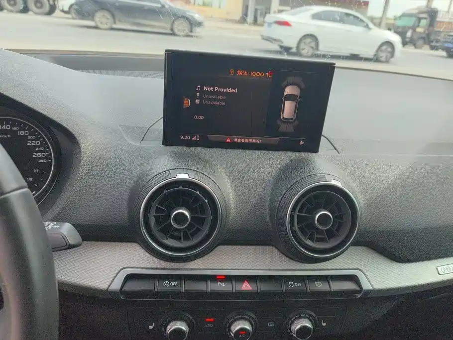 Audi Q2L — миниатюра 13