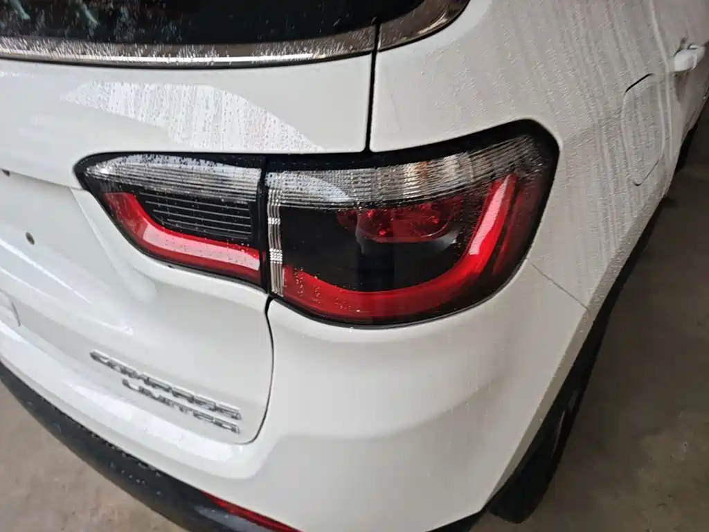 Jeep Compass — миниатюра 8
