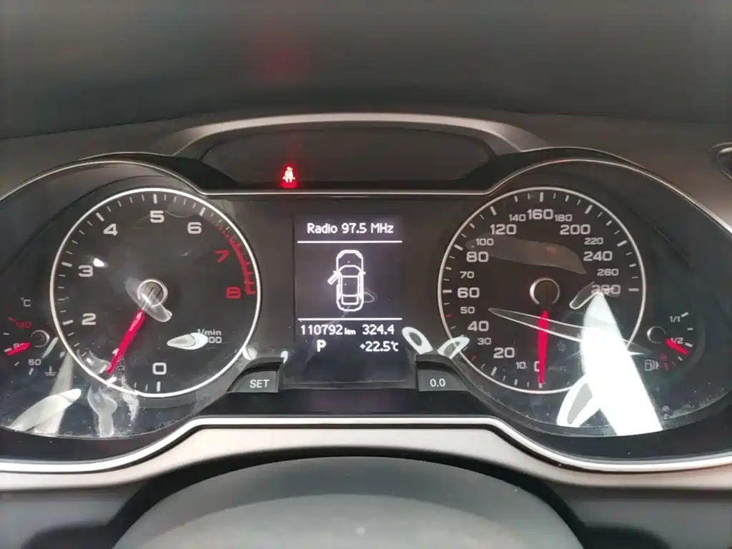 Audi A4L — миниатюра 12