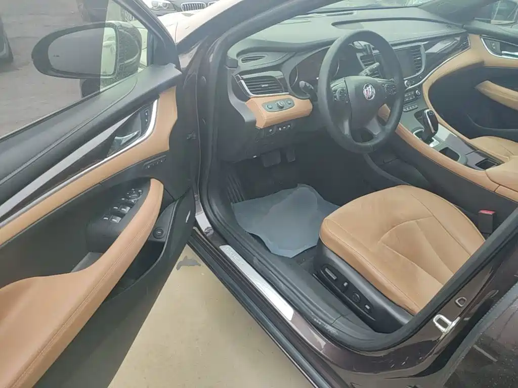 Buick LaCrosse — миниатюра 16