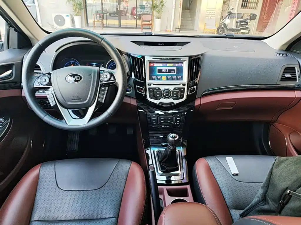 BYD Surui — миниатюра 10