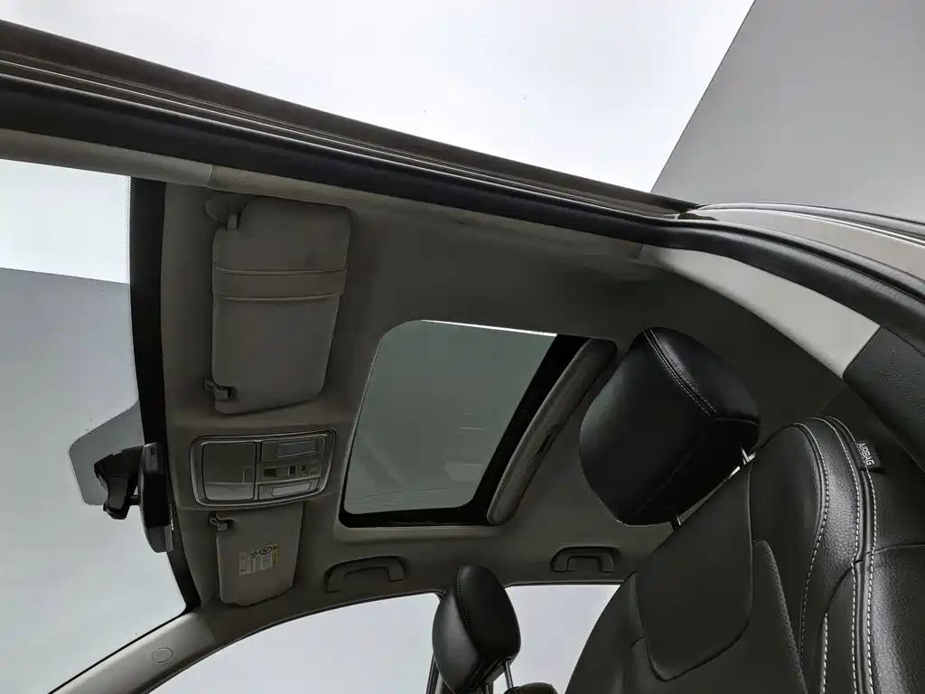 Geely Vision X6 — миниатюра 14