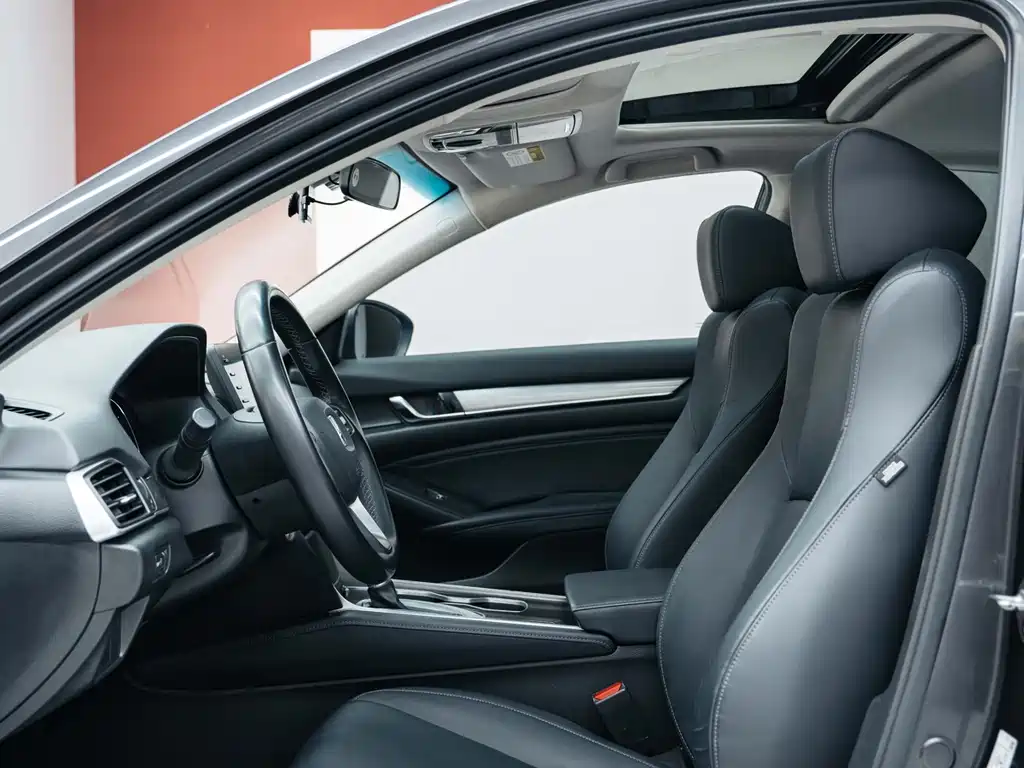 Honda Accord 2018 260TURBO Elite V