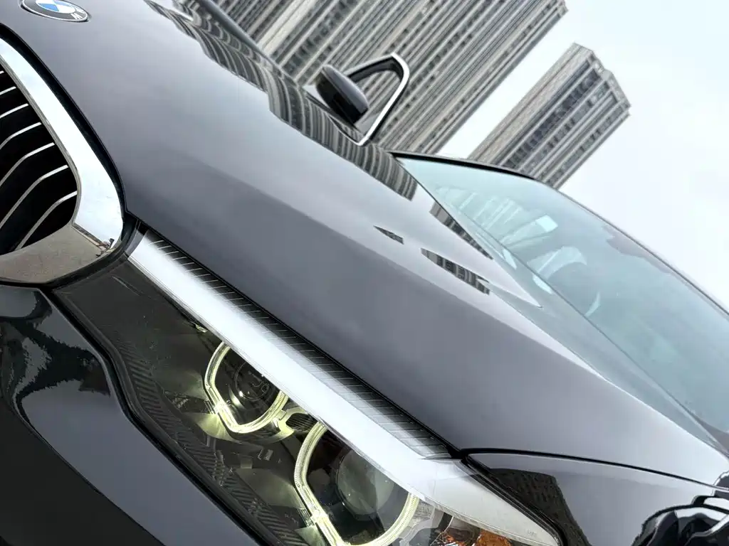 BMW 5 Series — миниатюра 17