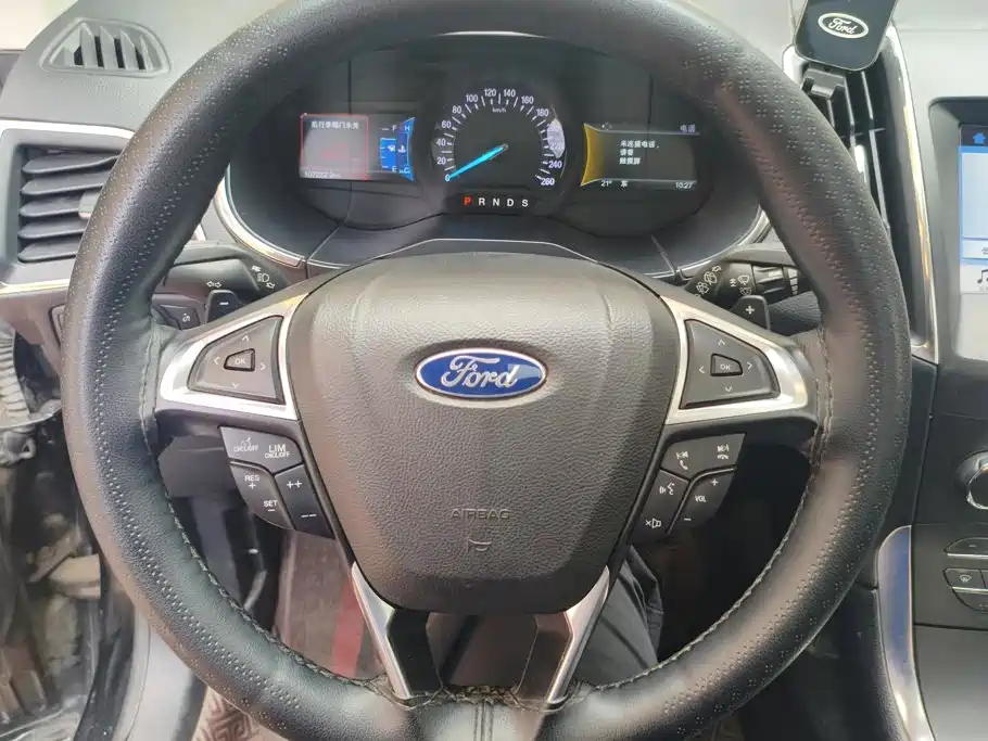 Ford Edge — миниатюра 15