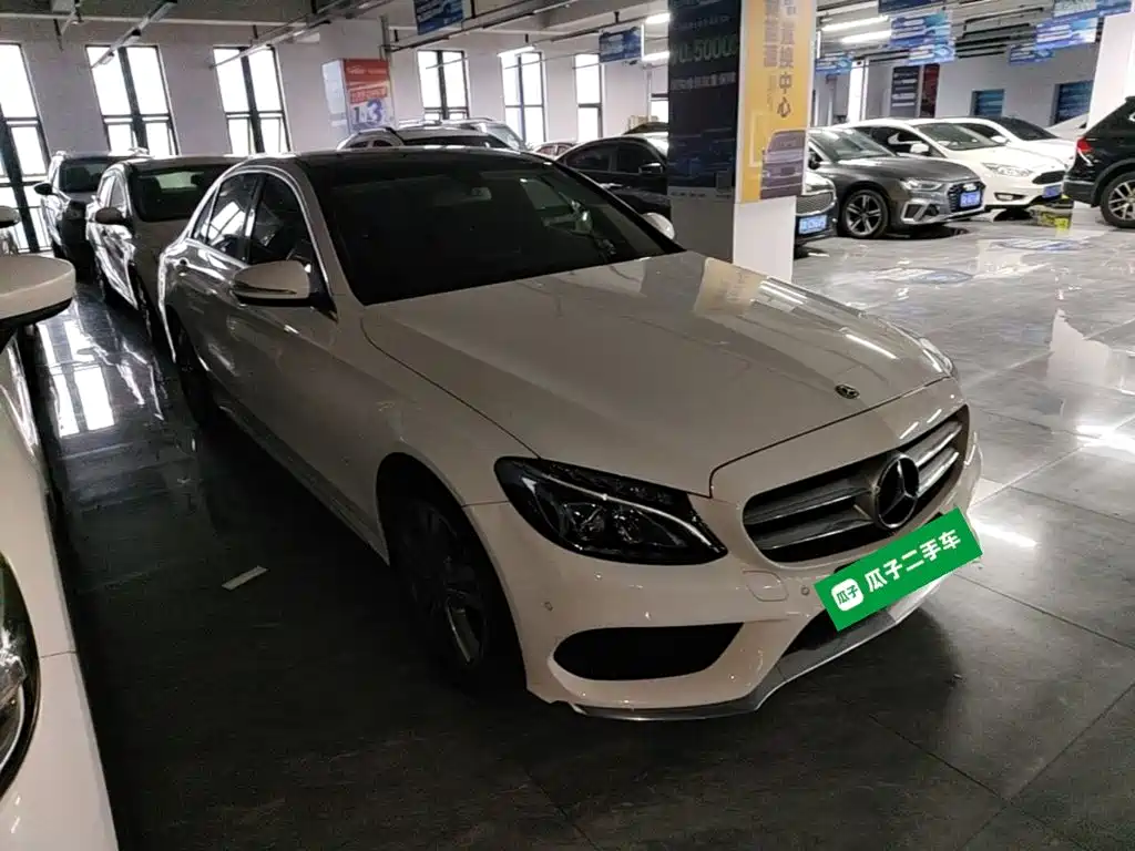 Mercedes-Benz C-Class — миниатюра 4