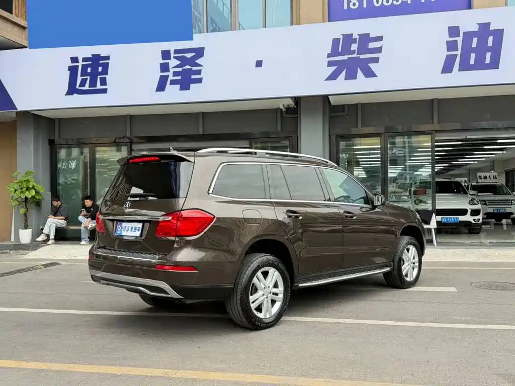 Mercedes-Benz GL-Class — миниатюра 5