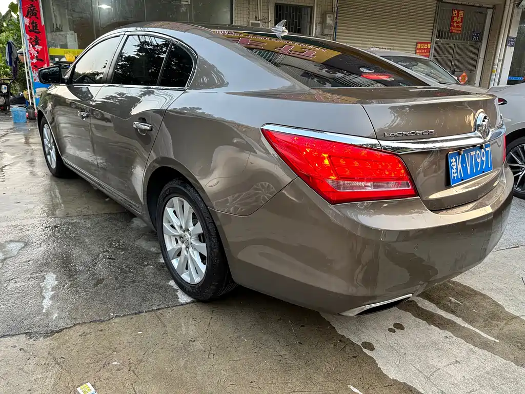 Buick LaCrosse — миниатюра 4