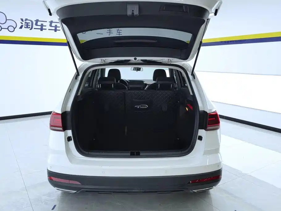 Volkswagen Tharu — миниатюра 4