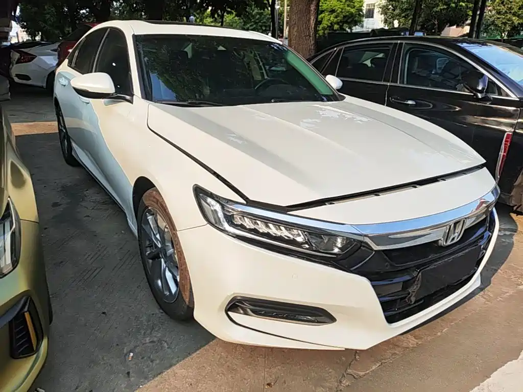 Honda Accord — миниатюра 4