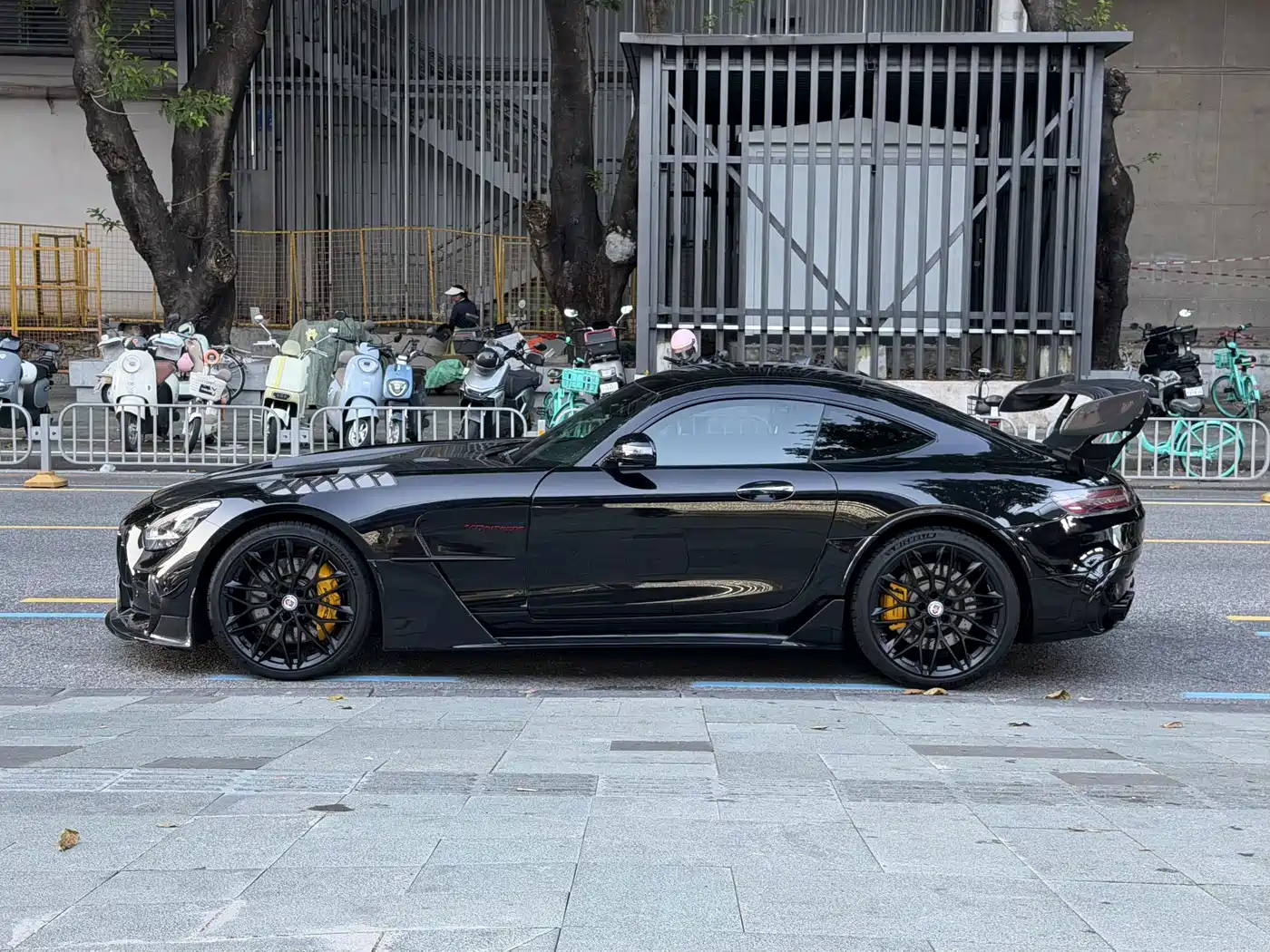 Mercedes-Benz AMG GT