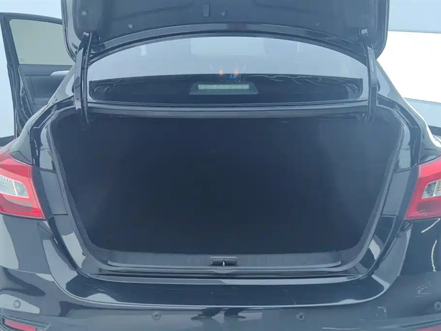 Nissan Sylphy 2019 1.6XE CVT Comfort