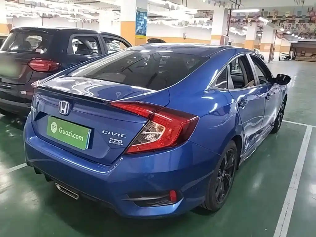 Honda Civic — миниатюра 7