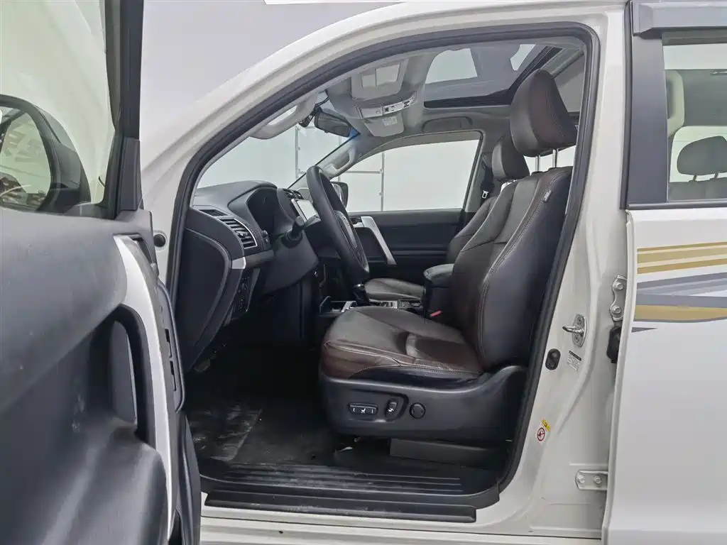 Toyota Land Cruiser Prado 2019 3.5L AT TX-L Premium