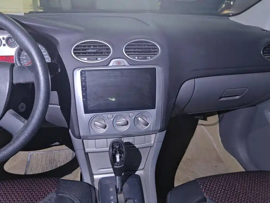 Ford Focus — миниатюра 13