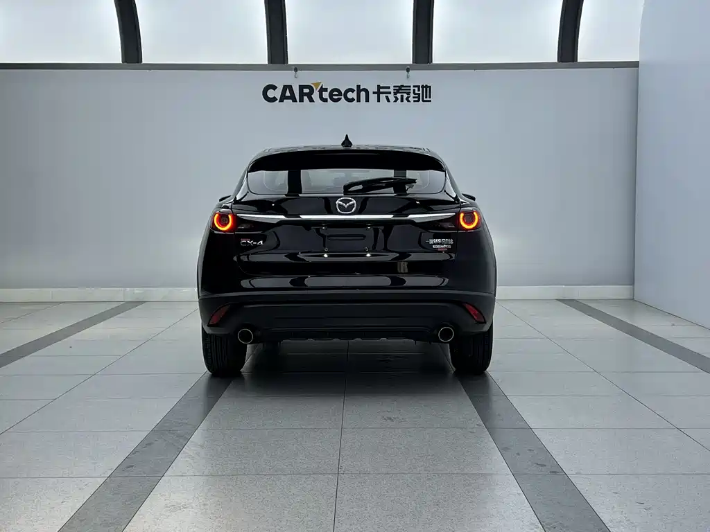 MAZDA CX 4