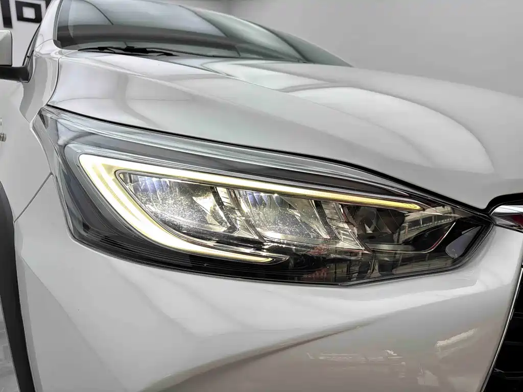 TOYOTA YARIS L ZHIXUAN