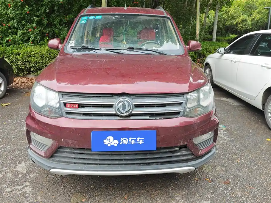 Dongfeng 370 2016 1.5L MT SFG15-05 7 мест
