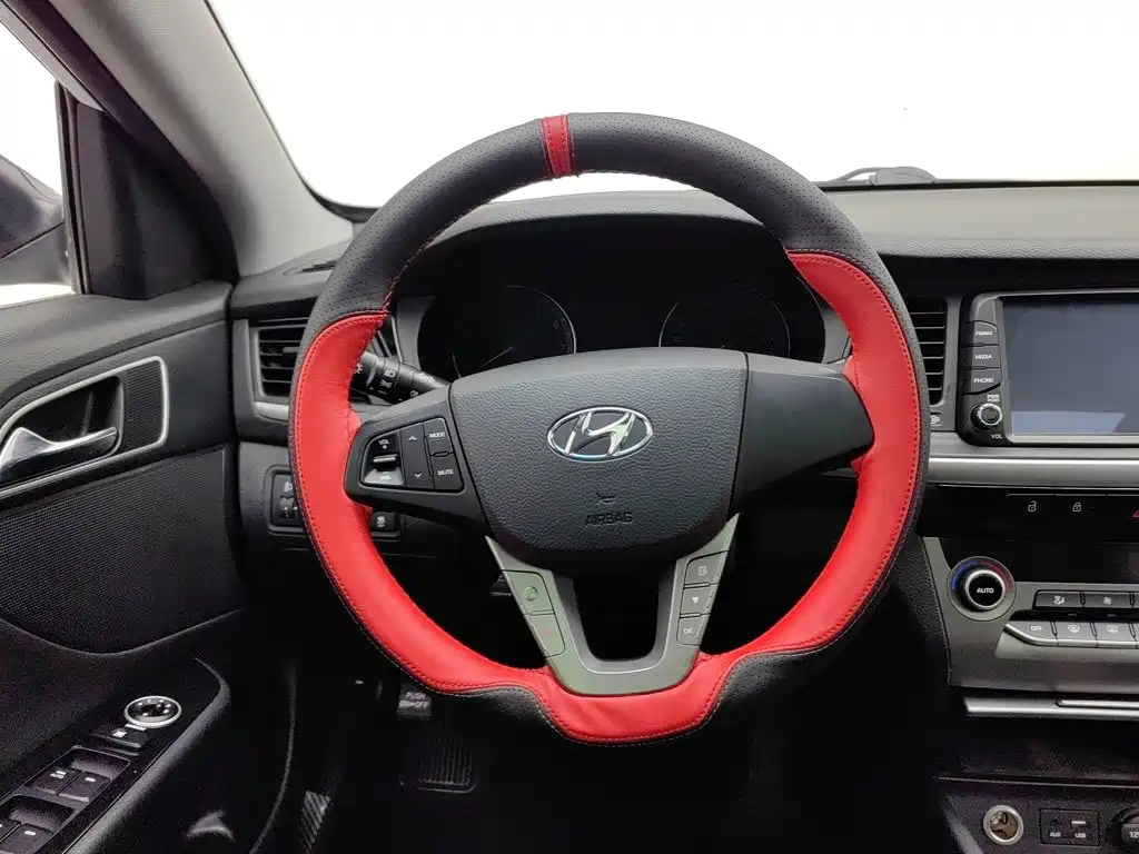Hyundai Mistra — миниатюра 11