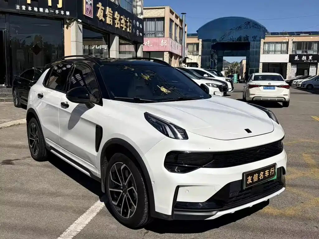 Lynk & Co 01 EM-P — миниатюра 3