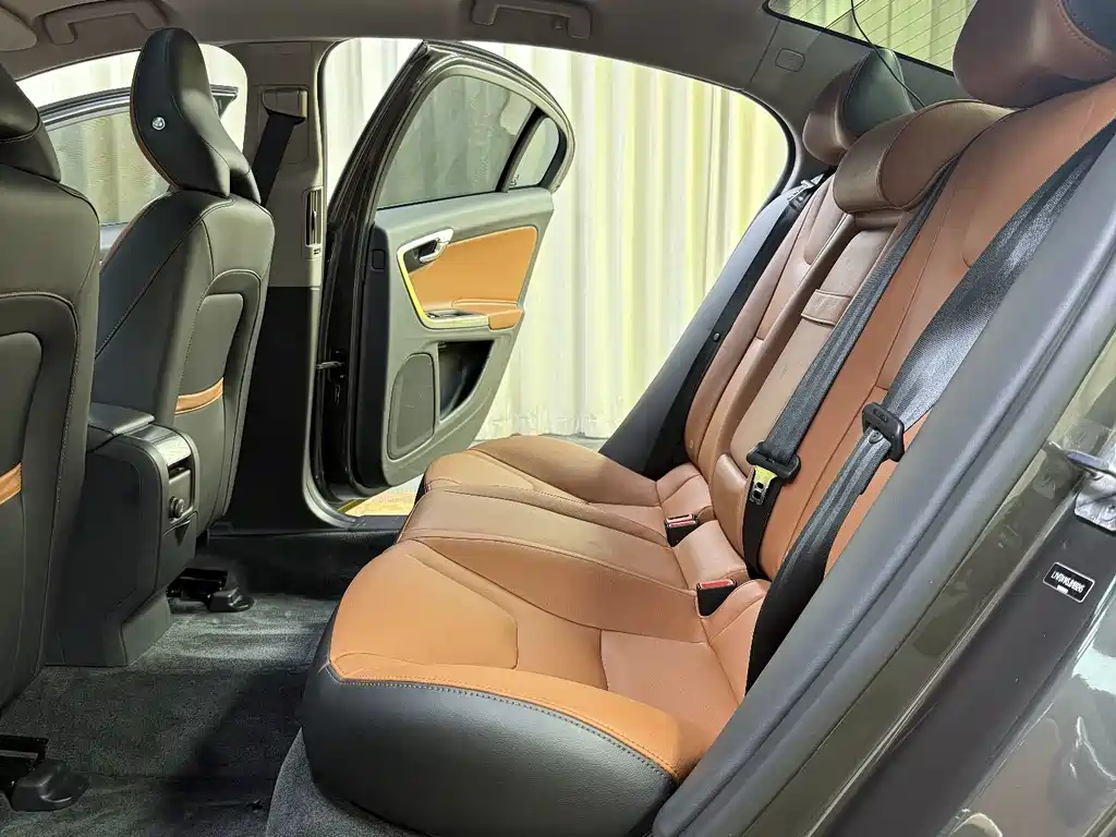 Volvo S60 S60L T4 Smart Vision Progressive Edition, фото 23