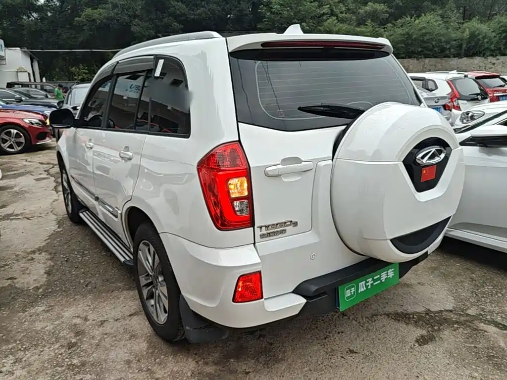 Chery Tiggo 3 3 2015 1.6L CVT Sport