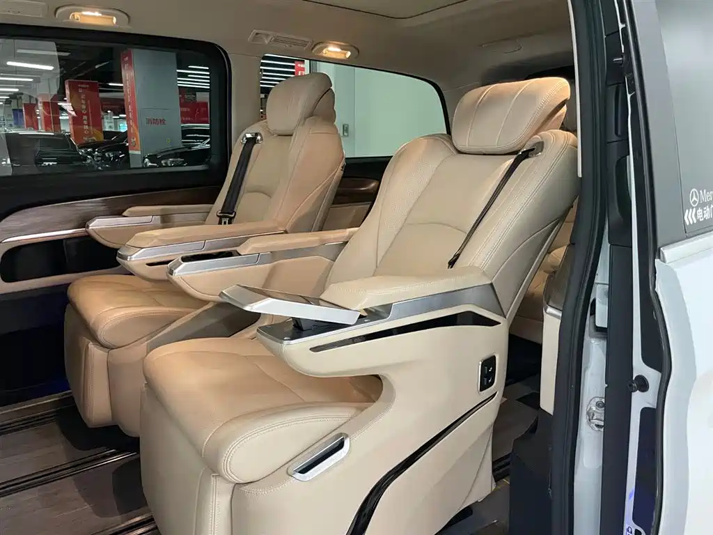 Mercedes-Benz V-Class V 2021 V 260 L Luxury
