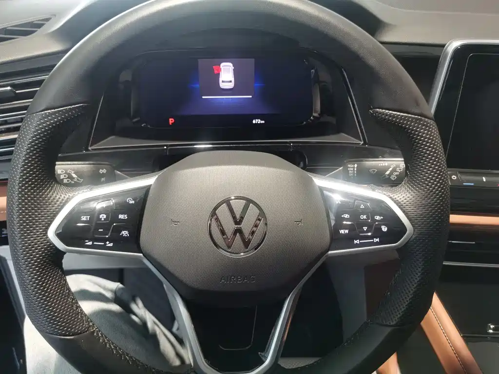 VOLKSWAGEN TOURANG