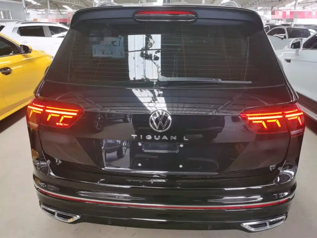Volkswagen Tiguan L L 2022 330TSI AT R-Line