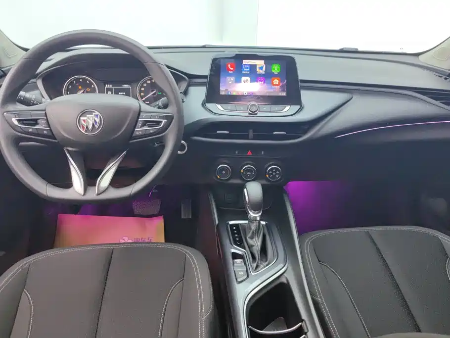 Buick Verano — миниатюра 12