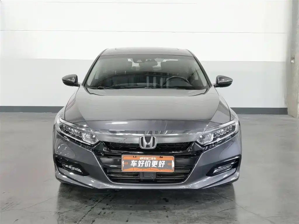 Honda Accord 2018 260TURBO Luxury VI