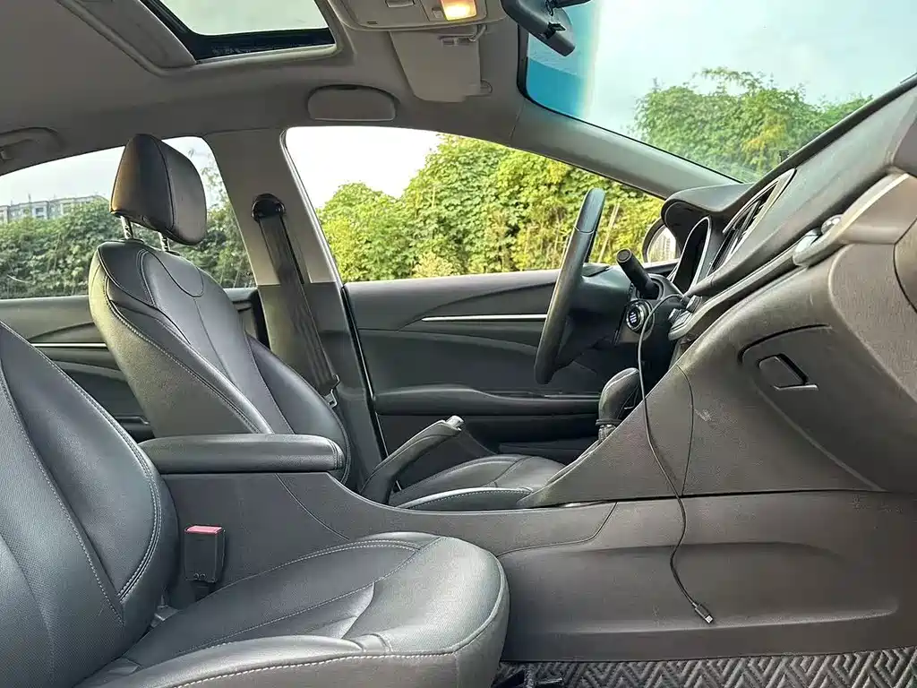 Buick Excelle — миниатюра 9