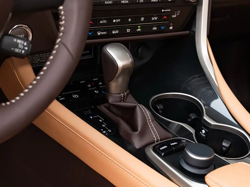Lexus RX — миниатюра 16