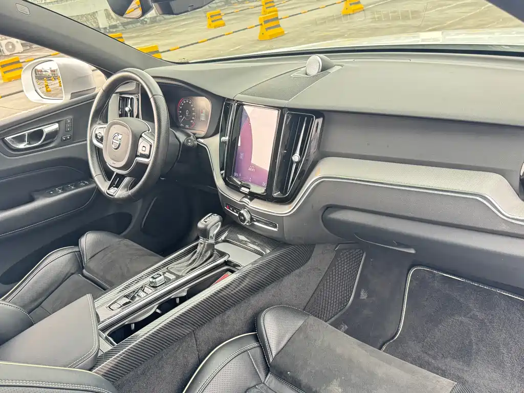 Volvo XC60 2018 T5 Sport