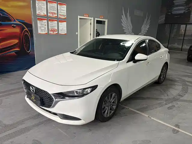 MAZDA 3 ANGKESAILA