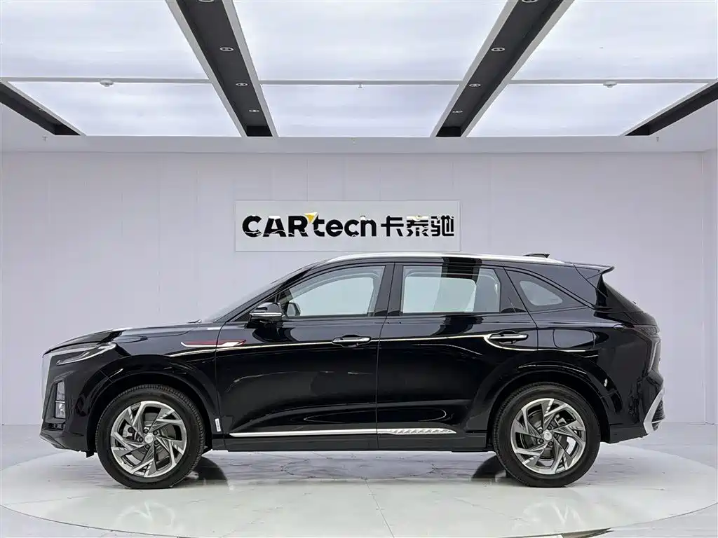 Hongqi HS3 PHEV 2024 115km