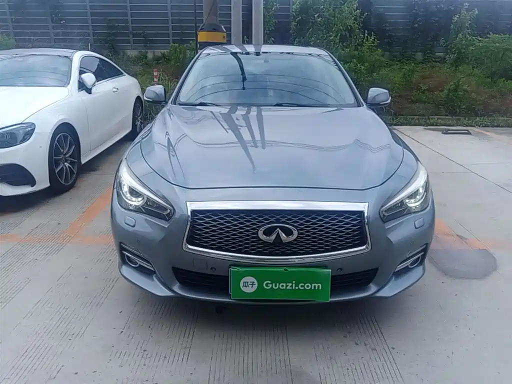 Infiniti Q50L 2016 2.0T Enjoy