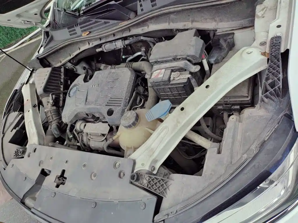 Roewe RX5 — миниатюра 21