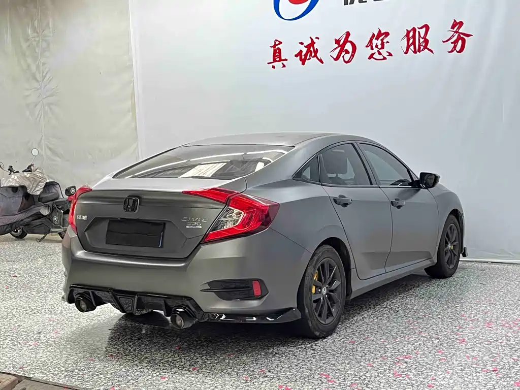 Honda Civic — миниатюра 18