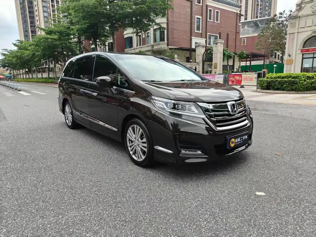 Honda Elysion 2.4L Elegant Edition, фото 4