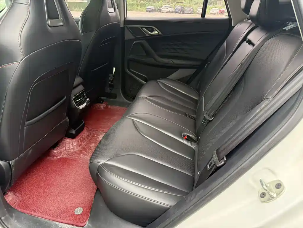Roewe RX5 — миниатюра 5