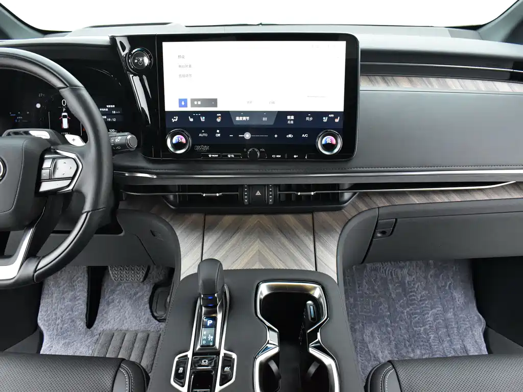 Lexus LM 2025 350h мест