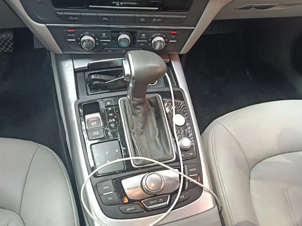 Audi A6L 2015 TFSI