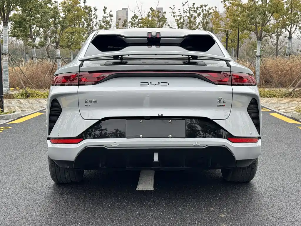 BYD SONG L EV