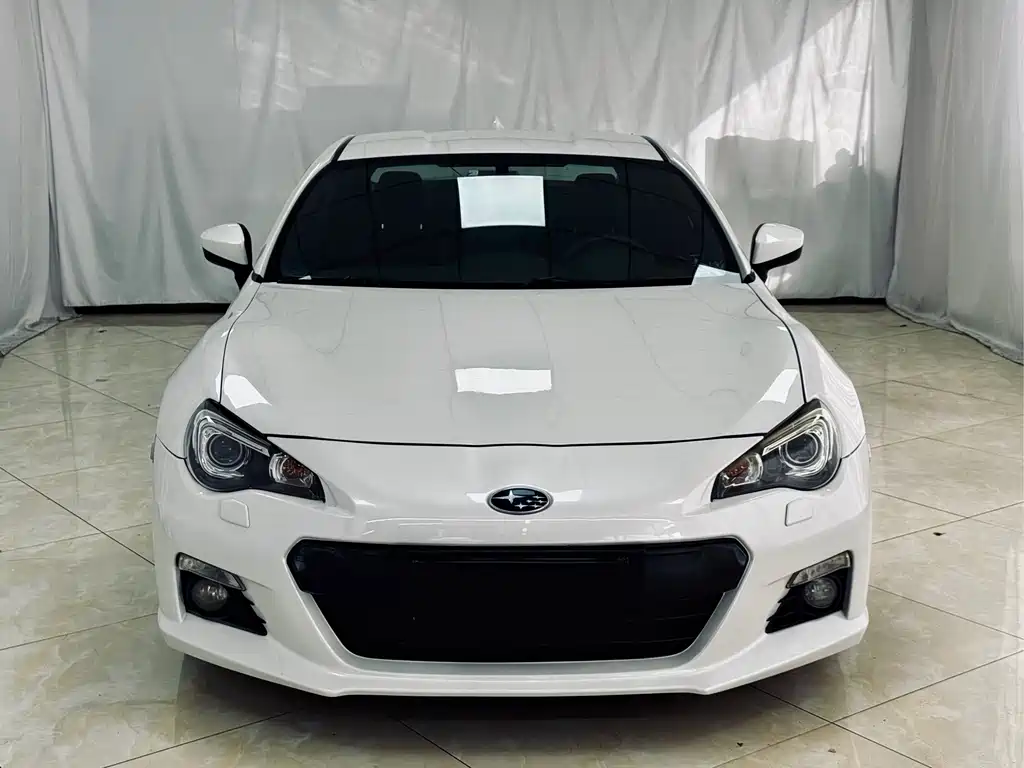 Subaru BRZ — миниатюра 2